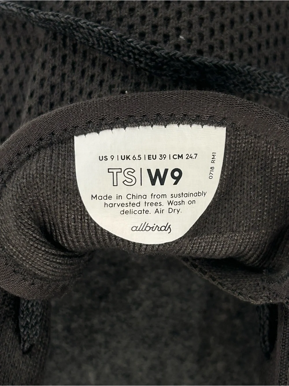 Allbirds Tree Skippers Women’s 9 Black Knit Lightweight Casual Sneakers